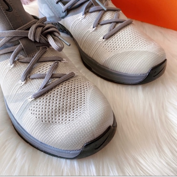 Nike Metcon Flyknit 3 Sneaker - Picture 3 of 9